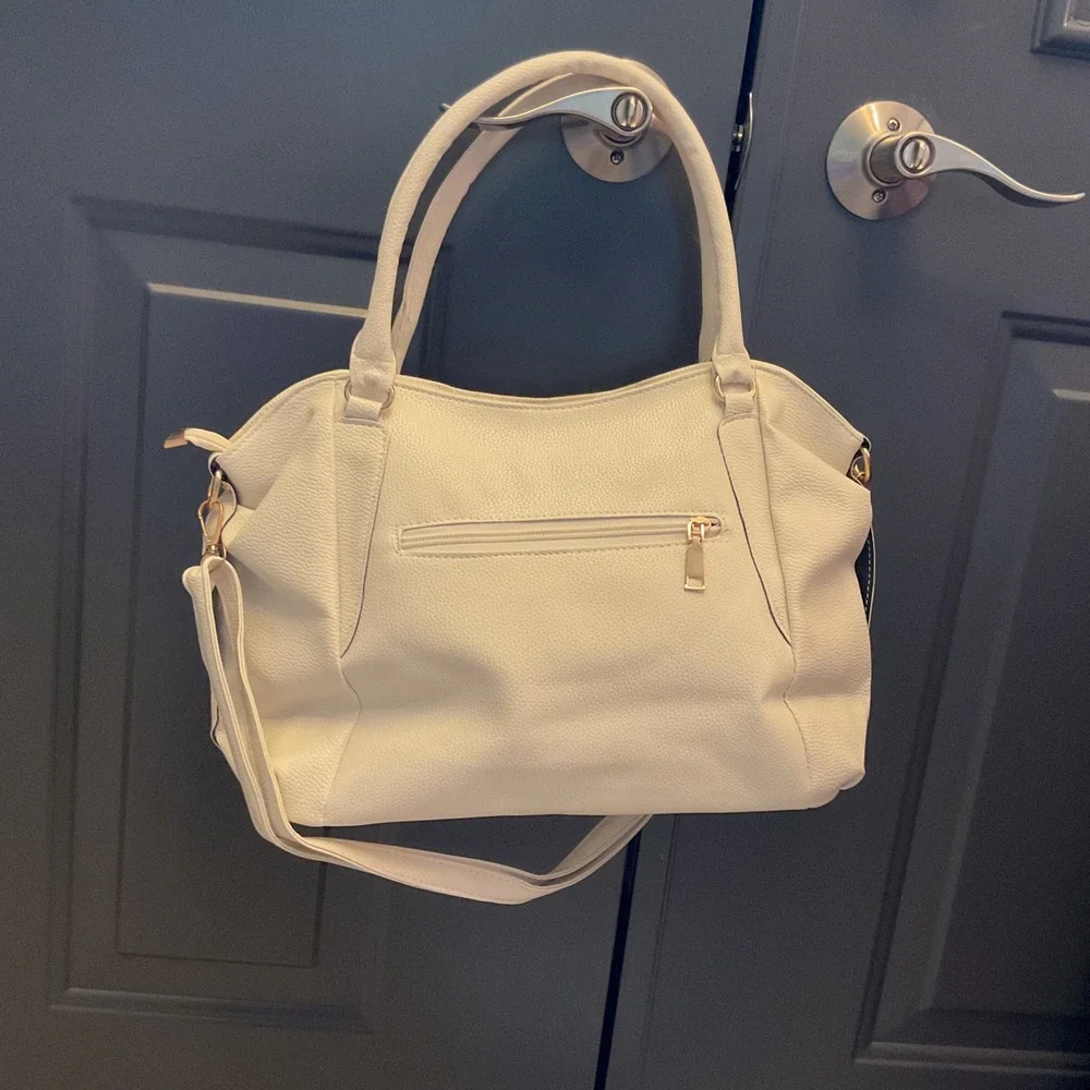 Cream Pebbled Faux Leather Satchel Handbag Gold Hardware Shoulder Bag